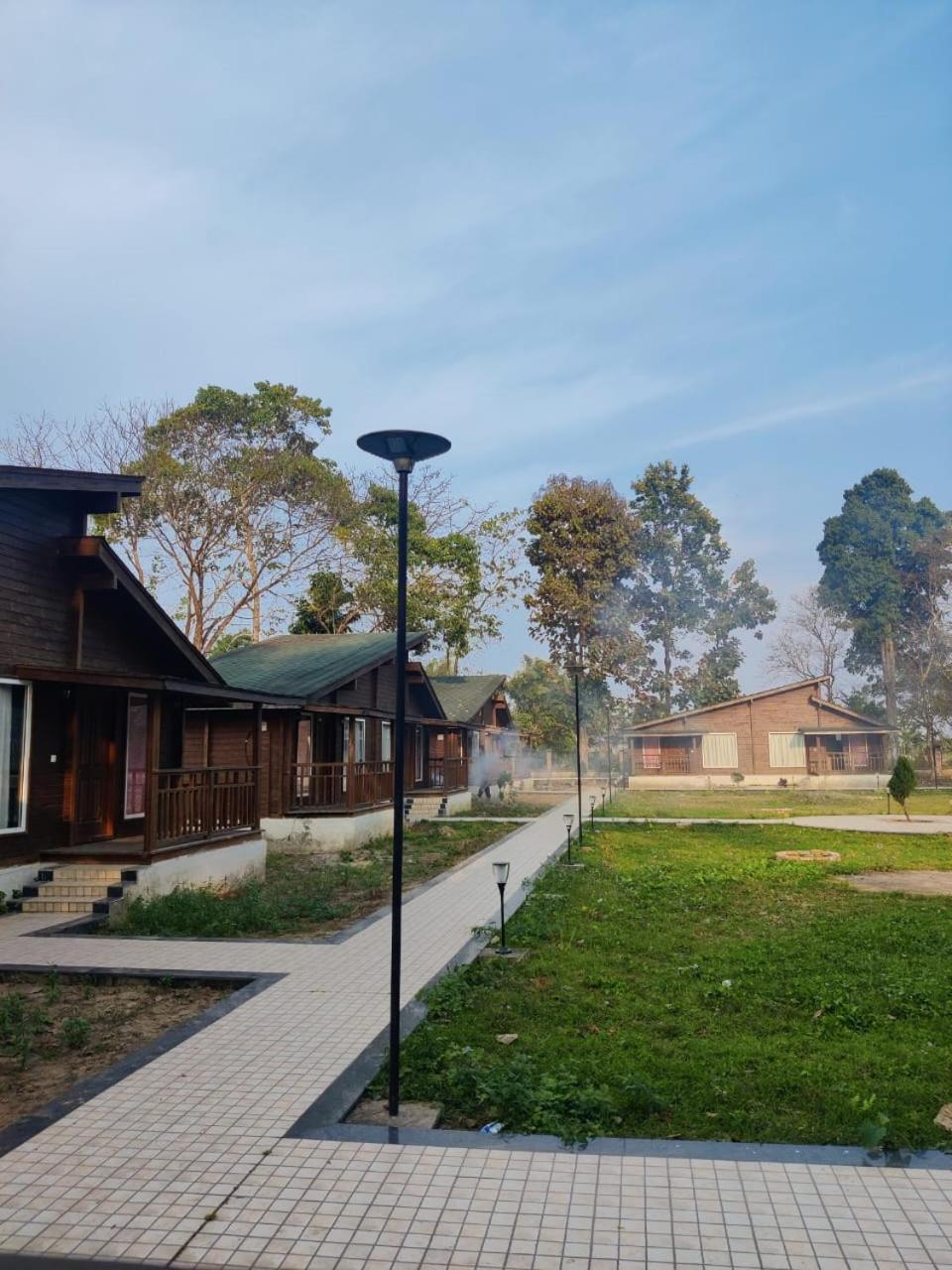 Jironi Resort Tezpur Exterior foto