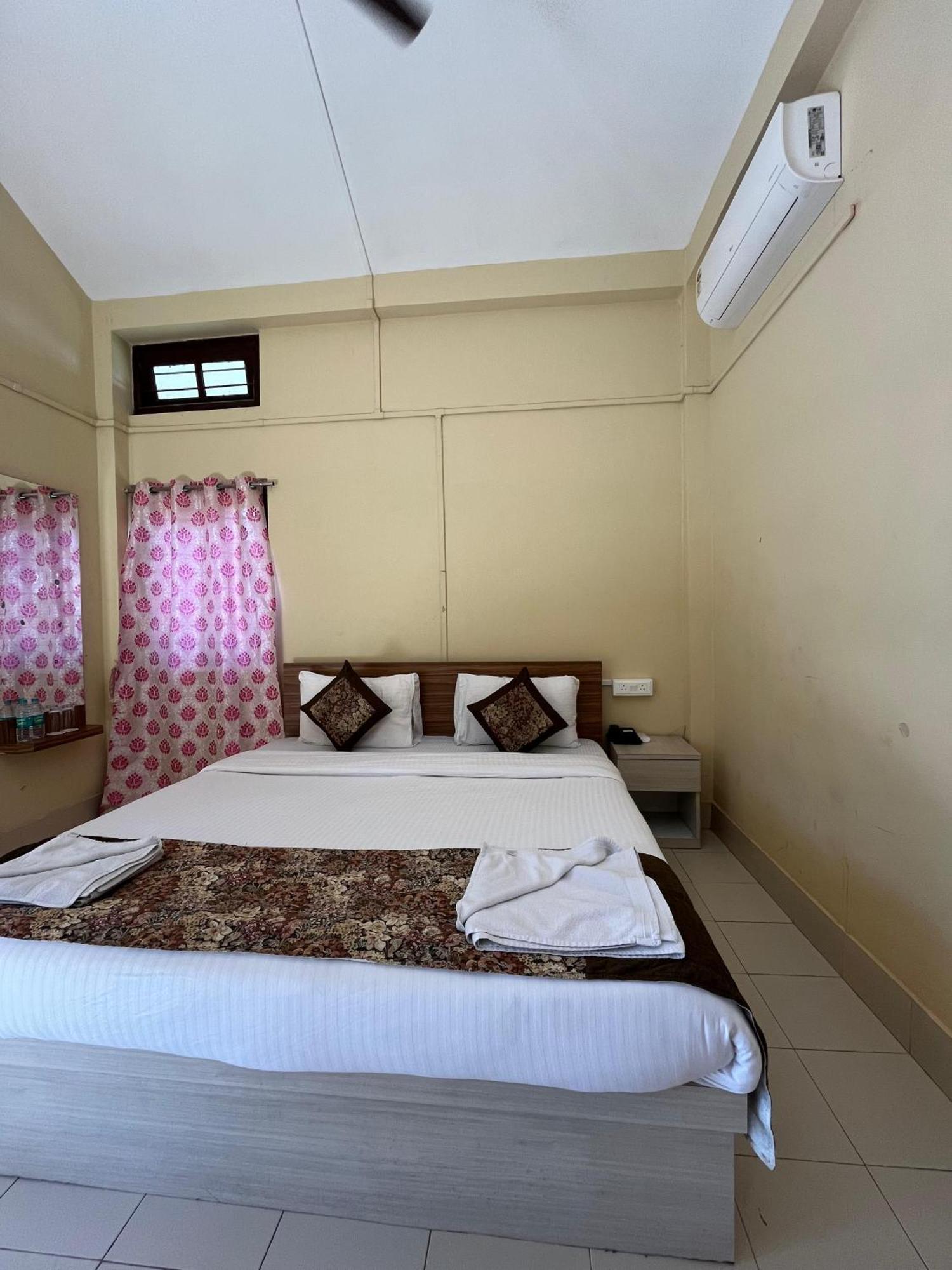 Jironi Resort Tezpur Exterior foto